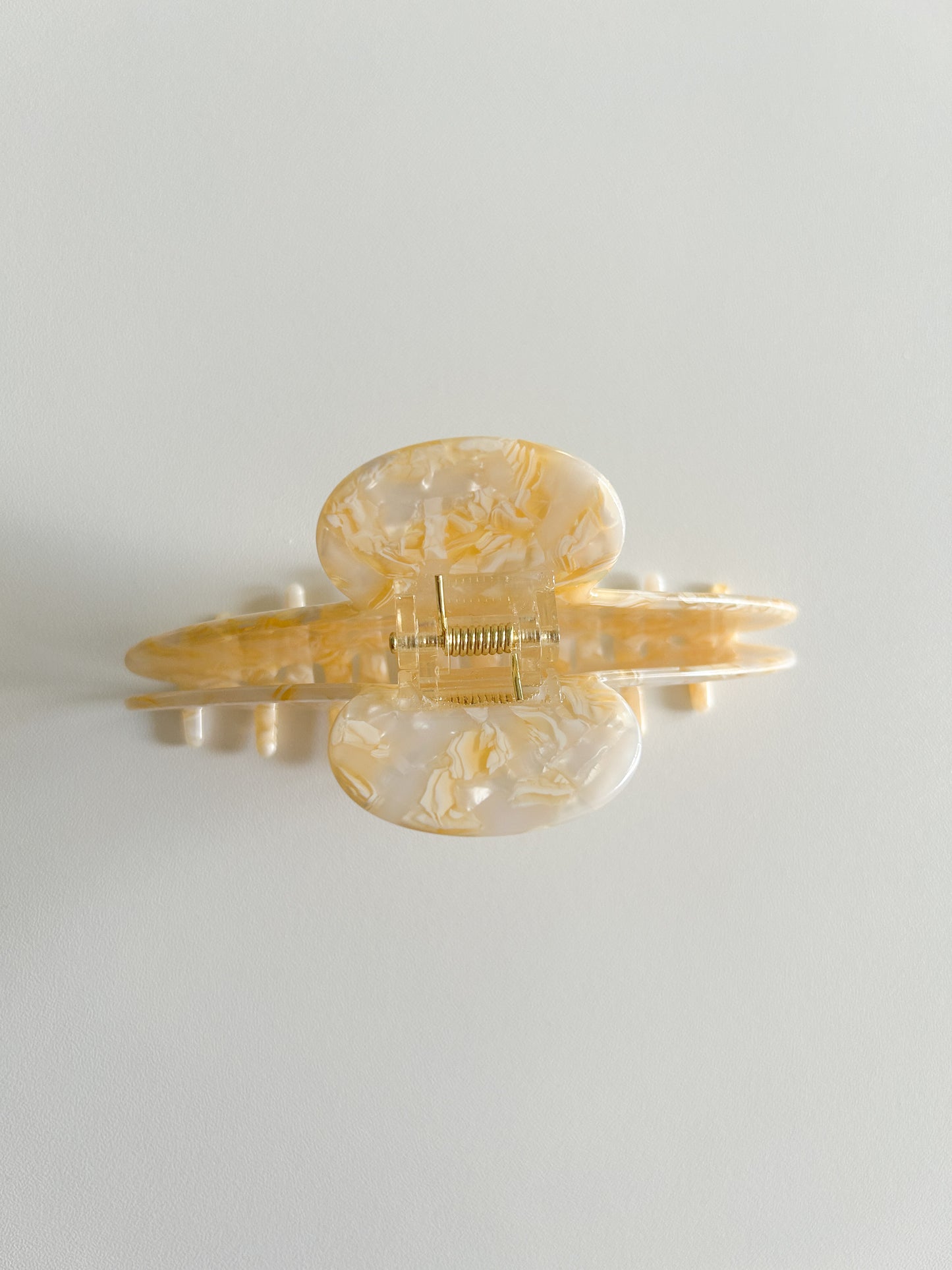 Positano Cream Claw Clip